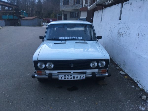 Наклейки на лобовое стекло ВАЗ 2107 2106