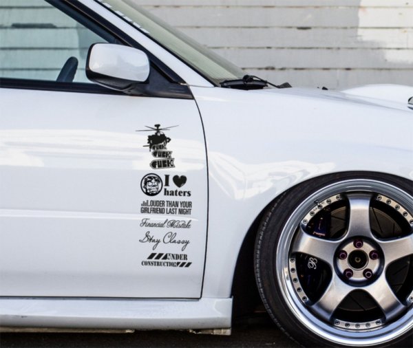 Наклейка на лобовое stance