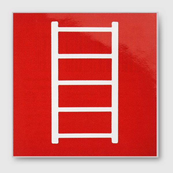 Знак пожарная лестница f03