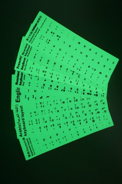 Наклейка на клавиатуру ноутбука с подсветкой