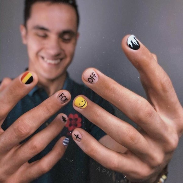 Маникюр Дани Милохина