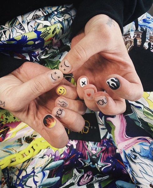 Егор Крид маникюр