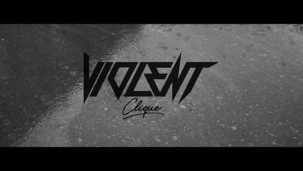 Наклейка Виолент на лобовое