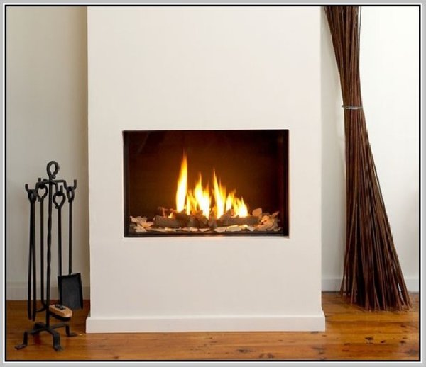 Украшение на дверь камин