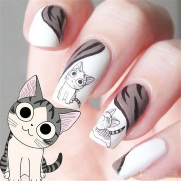 Кавайный розовый маникюр