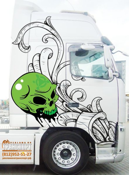 Грузовики с наклейками