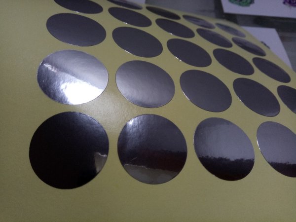 Прозрачные наклейки