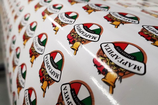 Визитки с выборочным УФ лаком