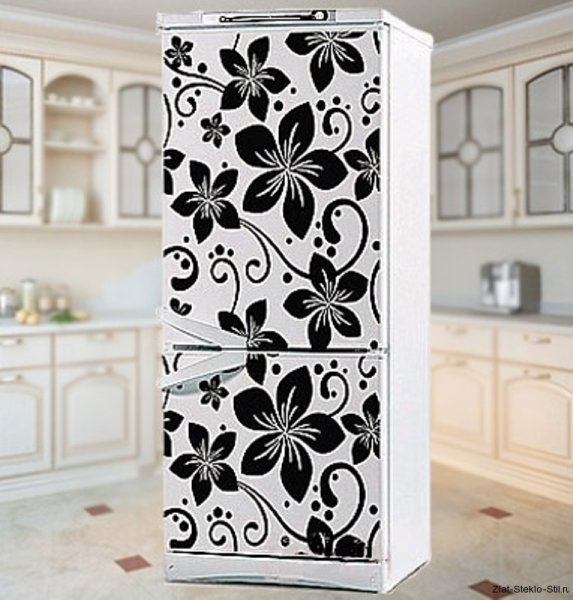 Обклеить холодильник самоклеющейся пленкой