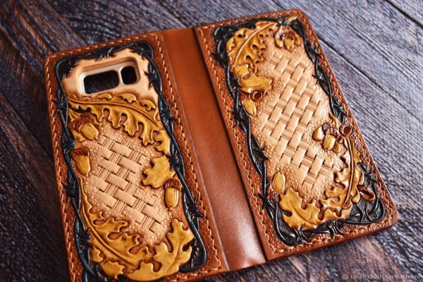 Защитная плёнка на заднюю крышку смартфона из кожи