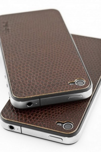 Кожаная наклейка на iphone