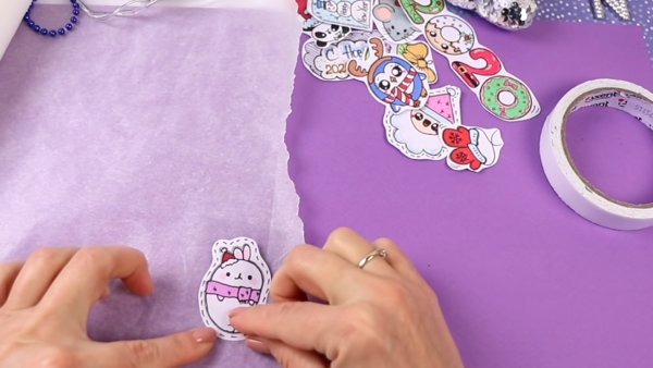 Наклейки без двухстороннего скотча