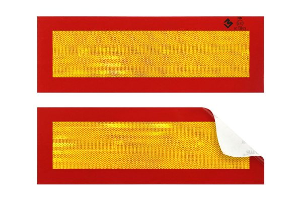 Светоотражающие наклейки на прицеп