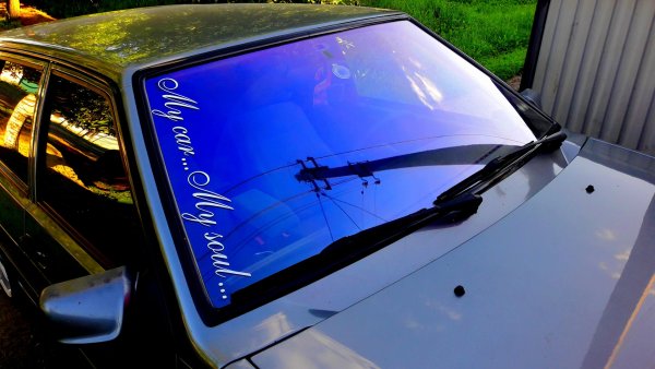 Наклейки на лобовое стекло