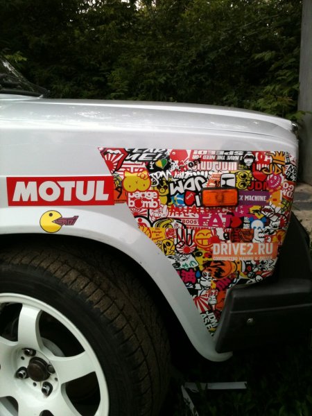 Motul наклейка