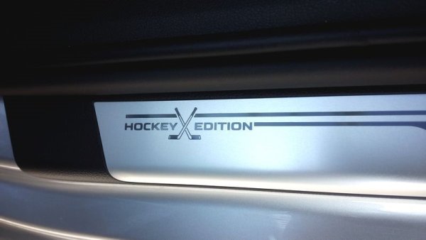 Наклейки на шкоду Рапид хоккей эдишн