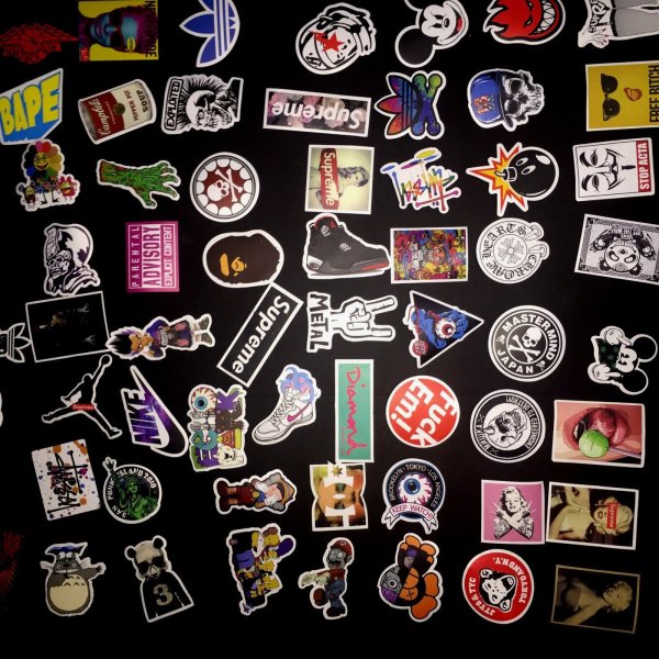 Крутые наклейки на телефон