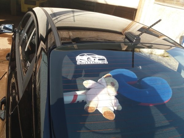 Эмблемы машин