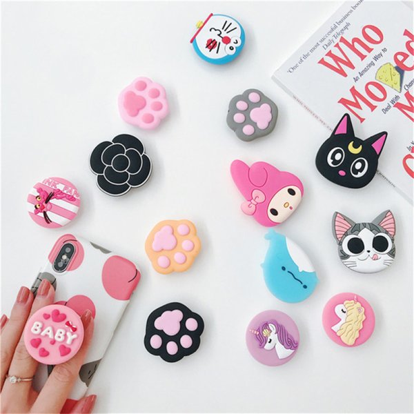 Держатель для телефона наклеивается