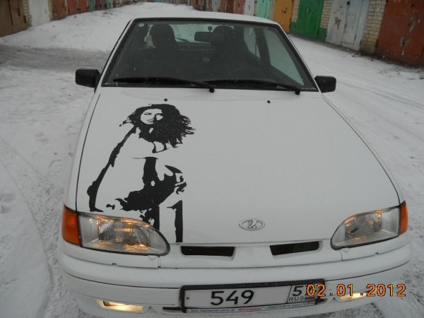 Наклейки на ВАЗ 2115 на капот Прайд