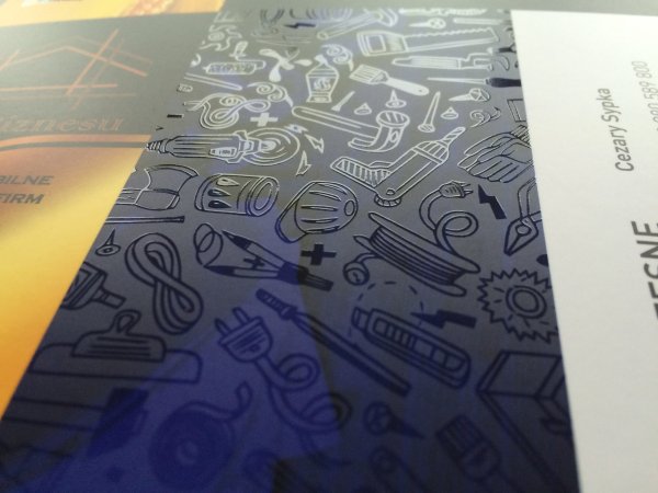 Выборочный УФ лак в полиграфии