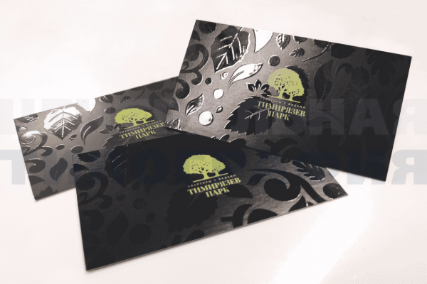 УФ лак на визитках