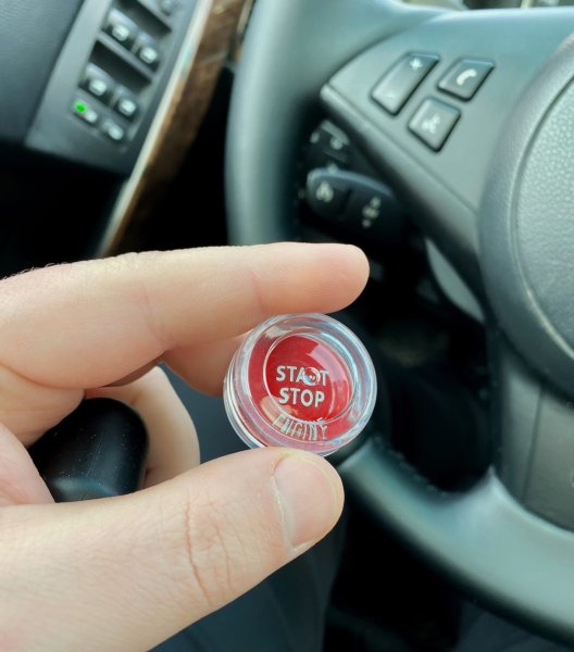 Кнопка старт-стоп Туарега