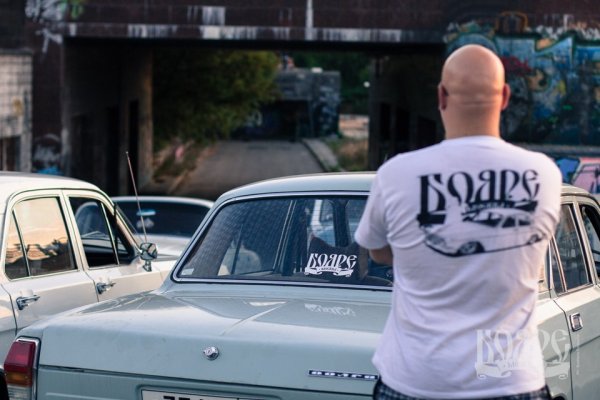 Волга мафия наклейка