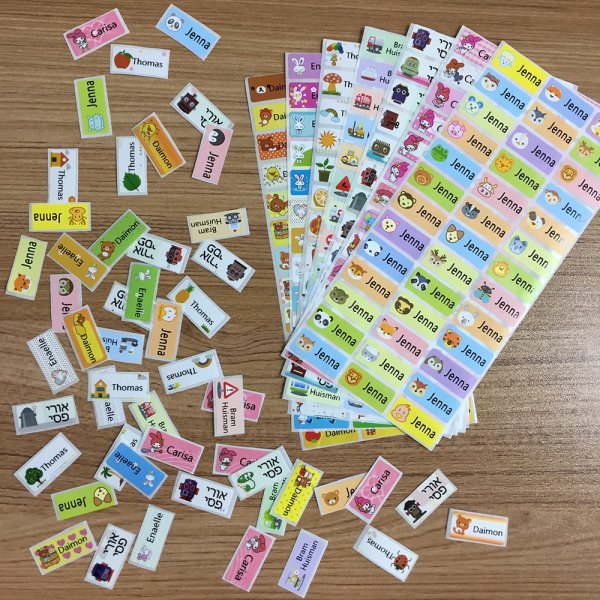 Именные наклейки на одежду для детского сада