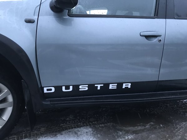 Рено Дастер наклейки сзади