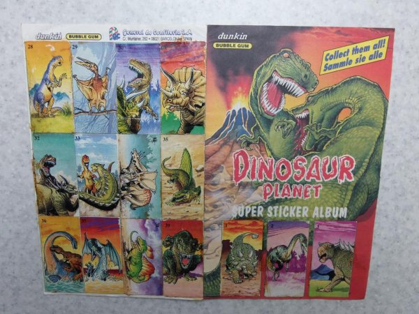 Жвачка наклейки динозавры