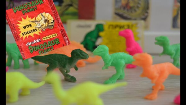 Данкин Планета динозавров жвачка