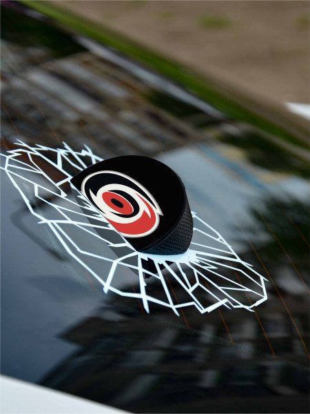 Наклейка шайба на автомобиль