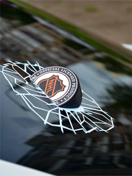 Наклейка на стекло шайба в стекле