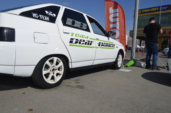 Наклейка Deaf