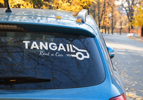 Заднее стекло автомобиля мокап