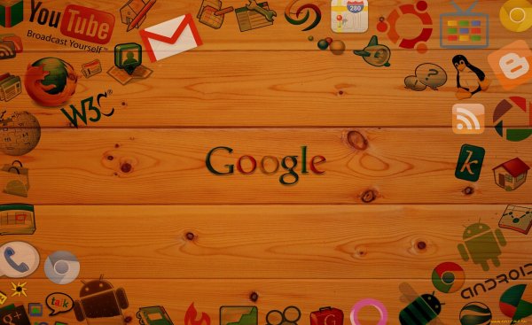 Рабочее место на белом фоне