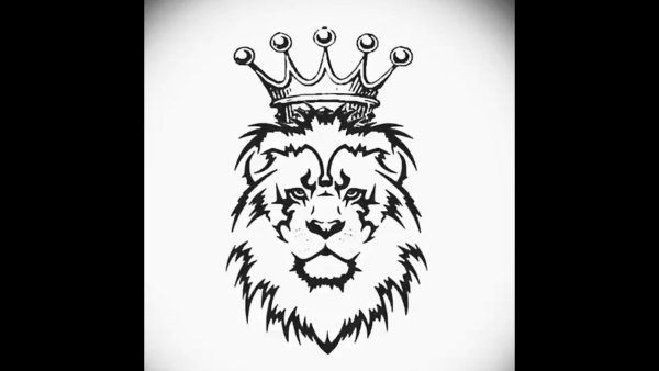 Лев с короной вектор
