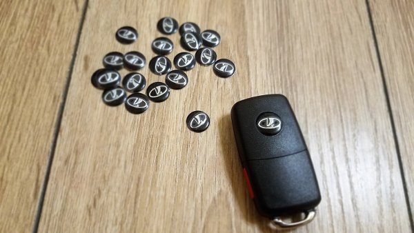 Наклейка 14мм Линкольн на выкидной ключ