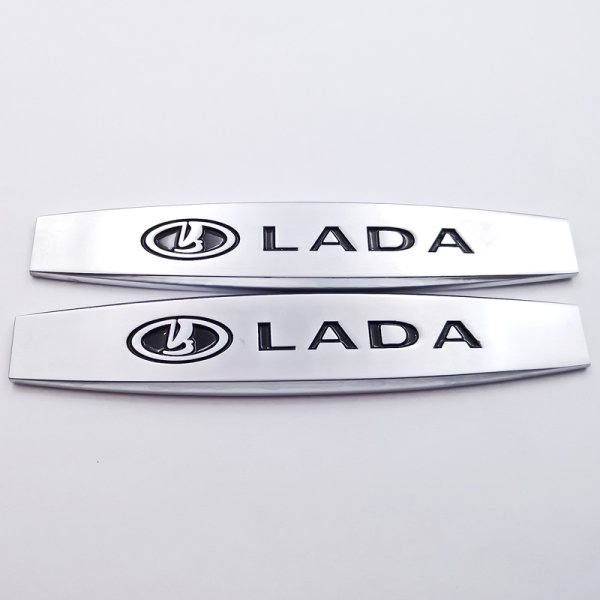 Эмблема "ВАЗ 2111"