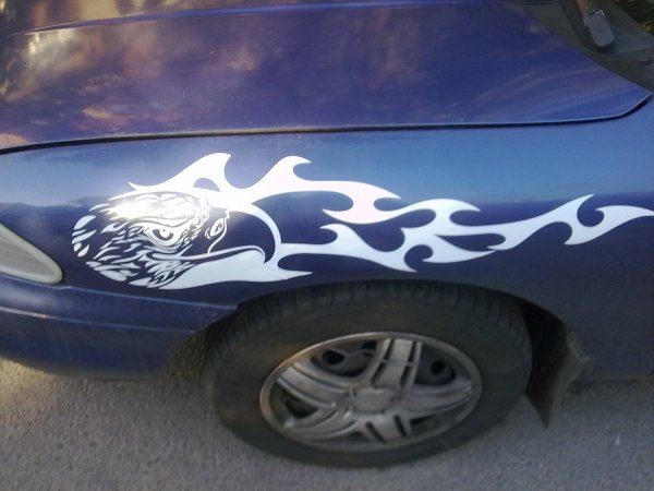 Узор на машину на крыло