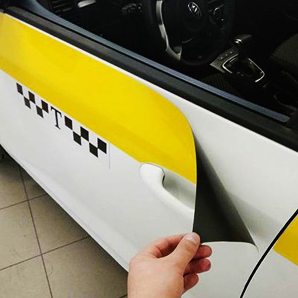 Магнитные наклейки на автомобиль такси