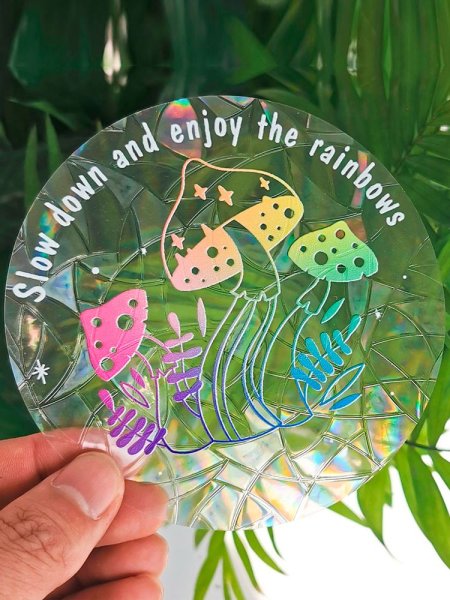 Голографическая пленка на окна