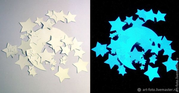 Светящиеся наклейки на стену