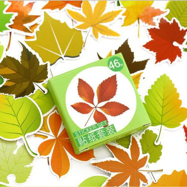 Наклейка осенние листья