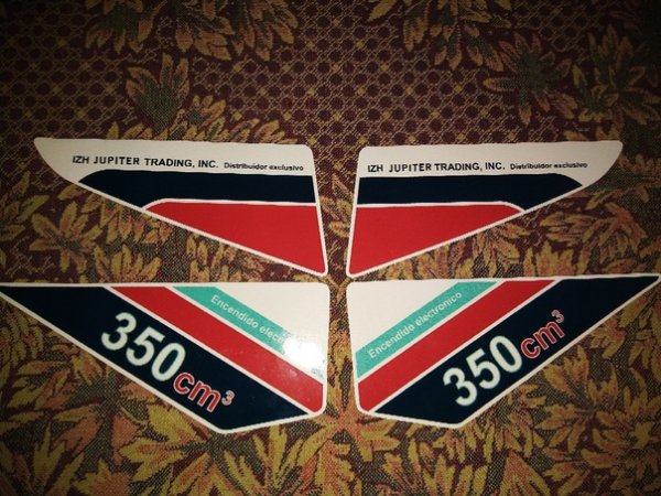 Накладки на бардачок ИЖ Планета 5