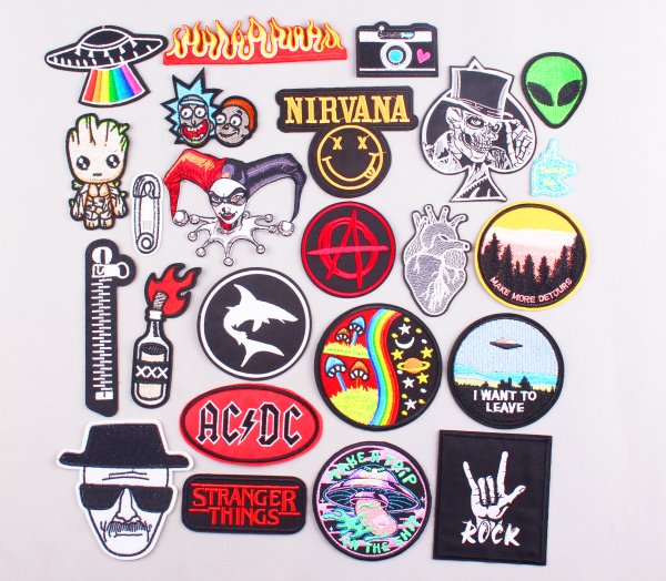 Панк наклейки