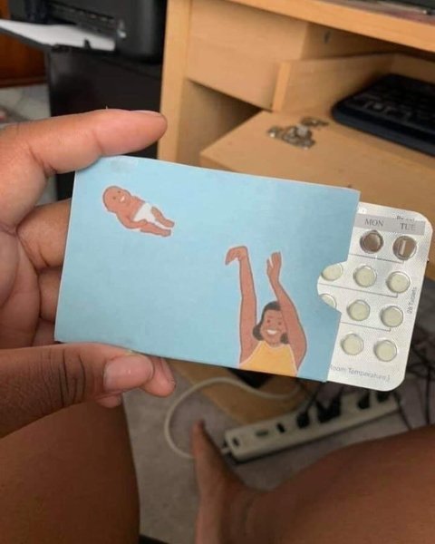 Мемы про контрацептивы