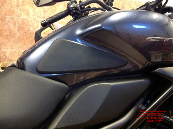 Защитные соты на бак мотоцикла