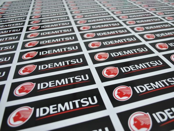 Наклейки с плоттерной резкой